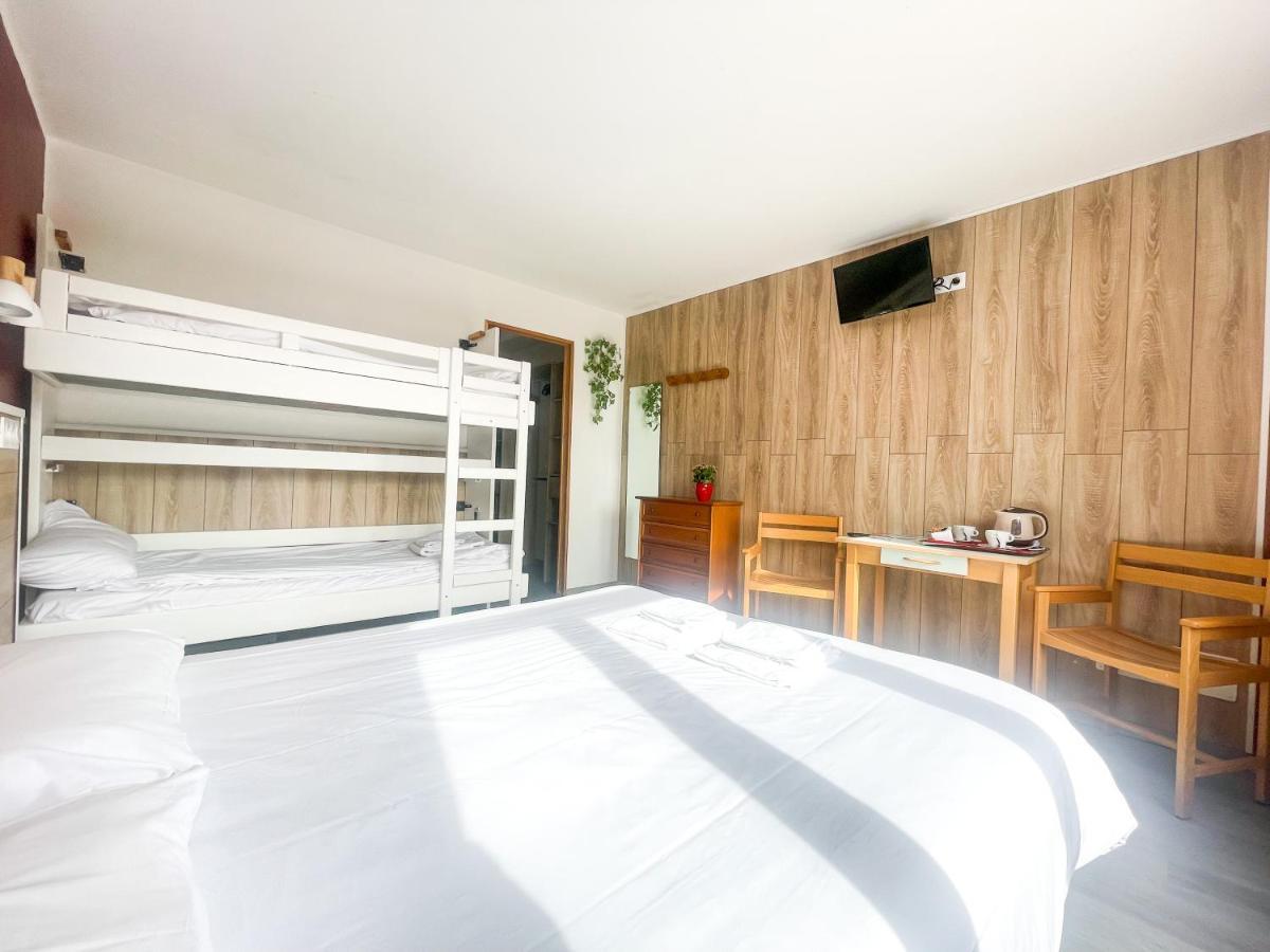 Atmosphere Hotel เลส์เดอซาลป์ ภายนอก รูปภาพ